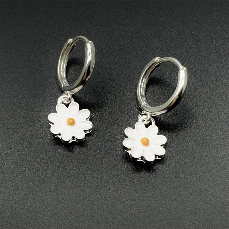 elegant simple and cute mini daisy flower pendant hoop earrings niche design copper ear piercing jewelry details 1