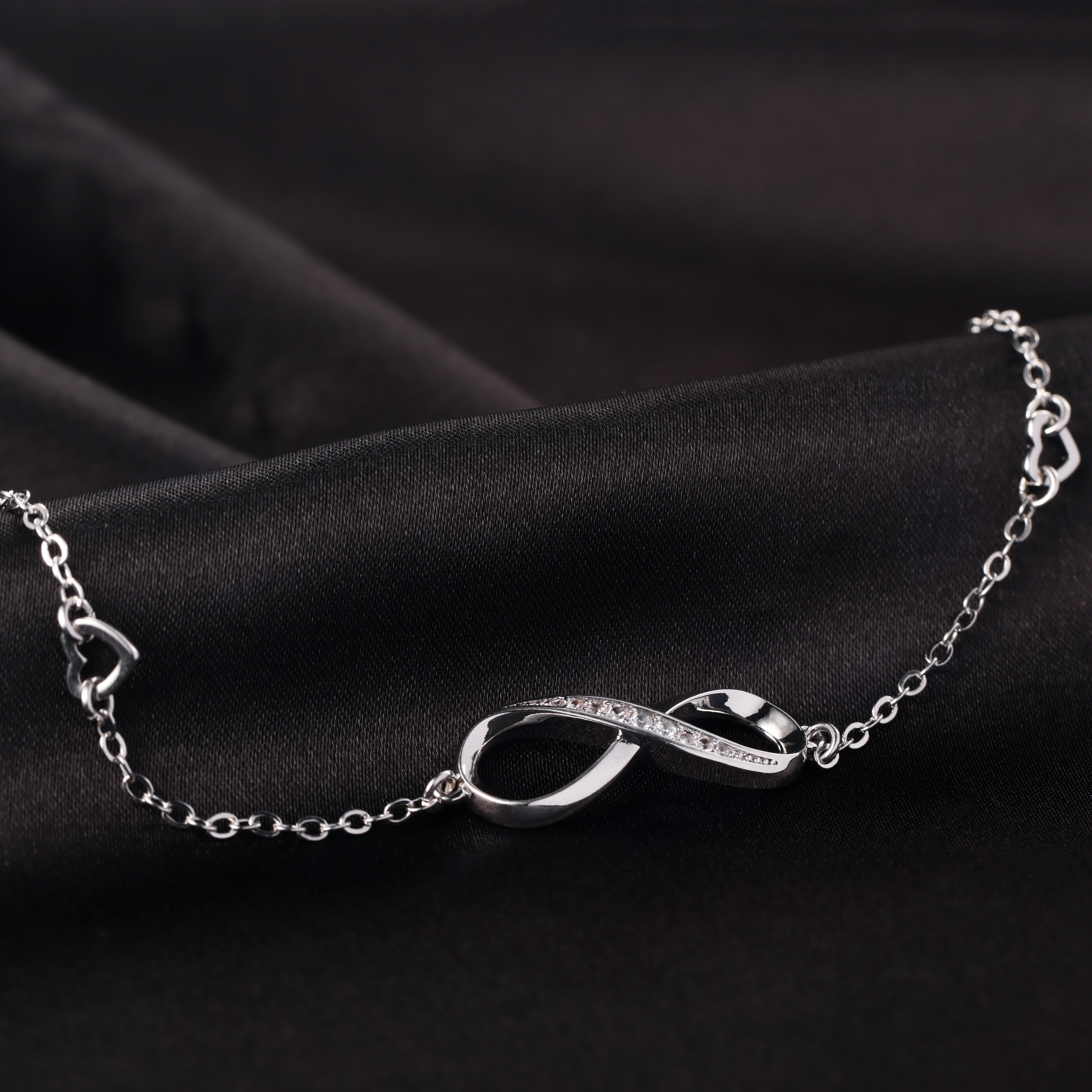 mobius anklet 925 sterling silver inlaid with adjustable size elegant fashionable simple charming and dreamy temperament prevents allergies comes with a premium gift box details 6